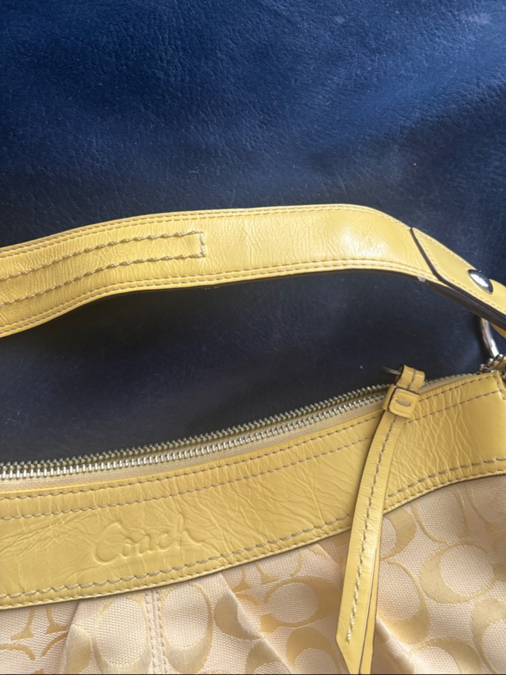 Vintage Y2K Coach Lemon Yellow Jacquard Patent Shoulder Hobo Bag - Picture 5 of 12